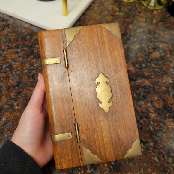 Vintage Book Shaped Box with Brass Indian Rosewood Keepsake Box mid century - Picture 1 of 8